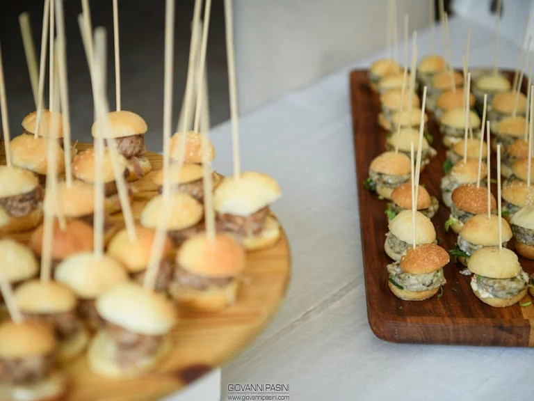 gallery_desktop_1718720485_gallery-staff